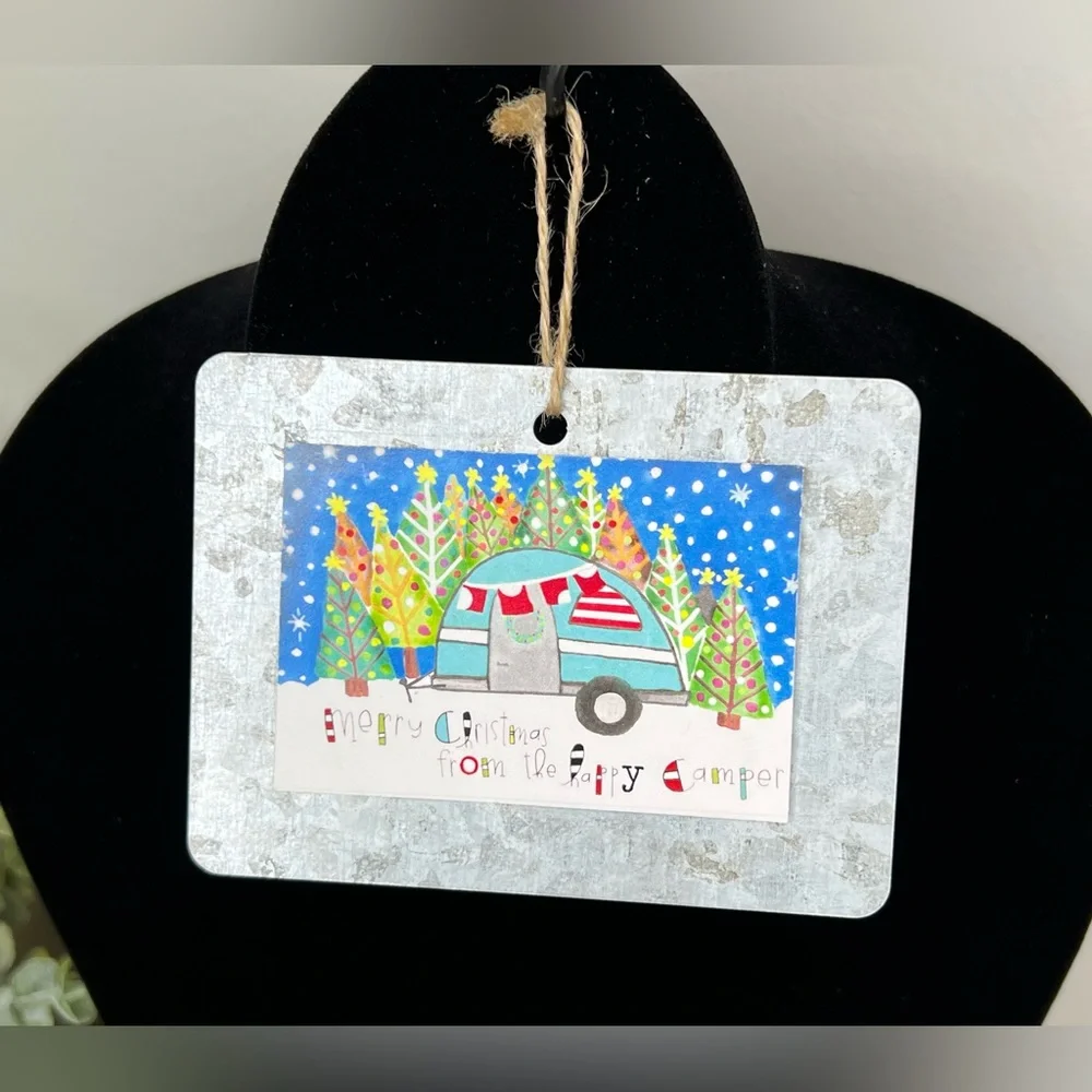 Brand New-Metal Merry Christmas “Camper” Ornament